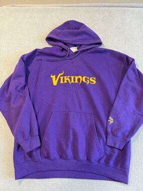 Minnesota Vikings NFL XL Sweatshirt Purple Yellow Football Hoodie